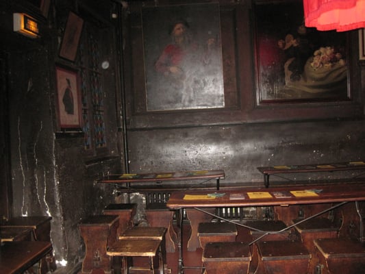 Cabaret Au Lapin Agile by null
