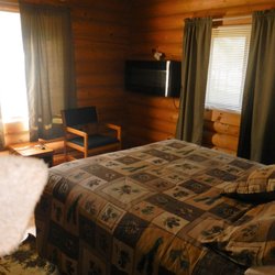 High Country Guest Ranch - Bedroom on ground floor. Bathroom access. Clean, pleasant.