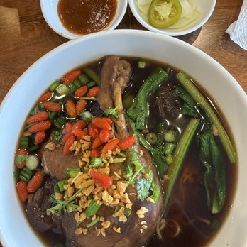 Petit Saigon Corner - Mì vịt tiem - Vietnamese Near Me - Westminster, California