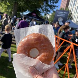 Free glazed Voodoo Donut for all race finishers