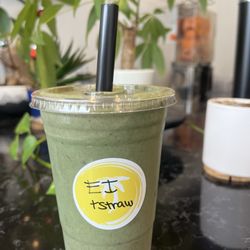 BanaSun Smoothie Bar - Earthly indulgence with strawberry added
