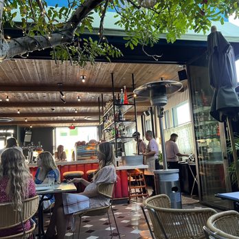 Simonette - Great ambiance! - French Near Me - Culver City, California