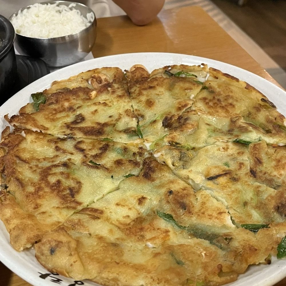 Gahwa Korean Restaurant - seafood pancake - Korean Near Me - Flushing, New York