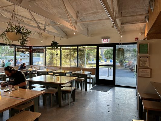 The Meteor Cafe by null
