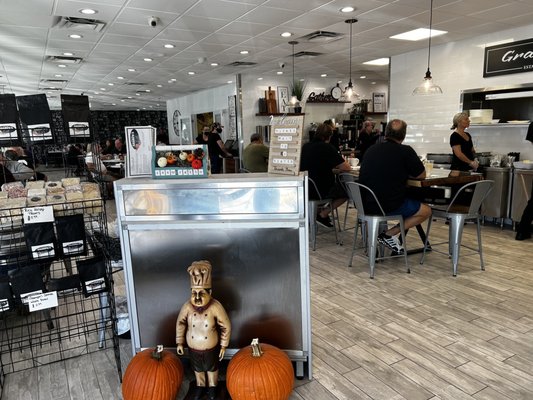 Grampa's Restaurant by null