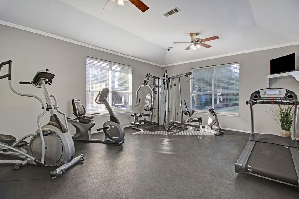 ENCINO PARK APARTMENTS Updated October 2024 22 Photos 4022 Green