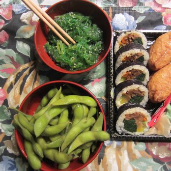 Manpuku - Wakame, Edamame, Futo Maki, and Inari - Japanese Near Me - Berkeley, California