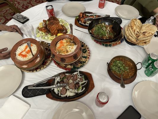 Meet & Feast Restaurant by null