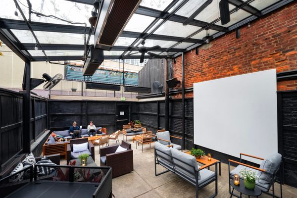 Spark Social House by null