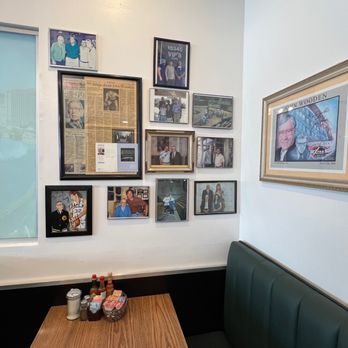 VIP's Cafe - Coach Wooden memories - Breakfast & Brunch Near Me - Tarzana, California
