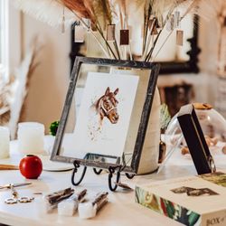 Joanna's Market - Artwork that Speaks Volumes Expressive Pieces at Joanna's Market, Showcasing Local Artists and Elevating Your Wall Aesthetics.