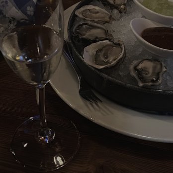 Duke's Seafood - Oysters - Seafood Near Me - Seattle, Washington Duke's Seafood - Oysters - Seafood Near Me - Seattle, Washington