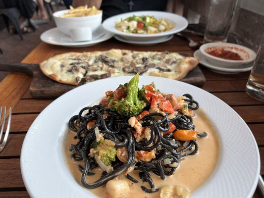 De Novo European Pub by null