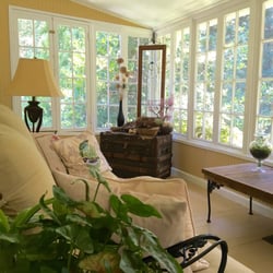 Dunaway Gardens - Quaint cottage perfect for hosting your bridal party