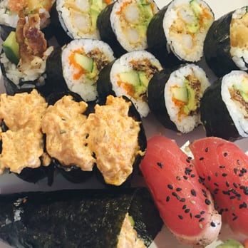 Oishii - I think this is a lot of sushi... lol - Sushi Bars Near Me - Houston, Texas