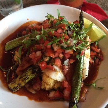 El Barrio - Fried farm eggs and grits - Mexican Near Me - Birmingham, Alabama