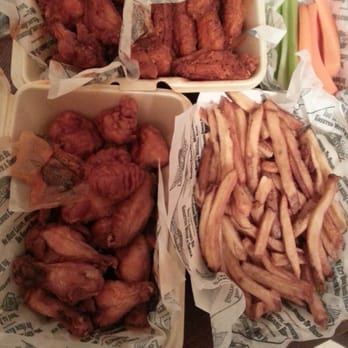 Wingstop - Cajun, original hot, mild, vegetable sticks, ranch and seasoned fries - Chicken Wings Near Me - Burbank, California