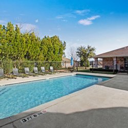 Encino Park Apartments