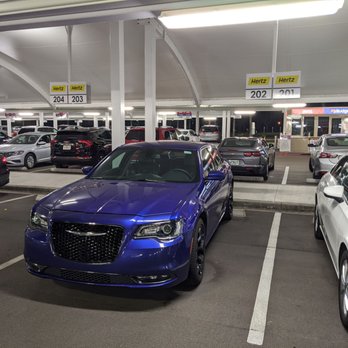 Hertz Rent A Car - Car pick up area. - Car Rental Near Me - Sarasota, Florida Hertz Rent A Car - Car pick up area. - Car Rental Near Me - Sarasota, Florida