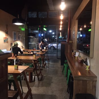 Mopho Canteen - Restaurants Near Me - Balaclava, VIC