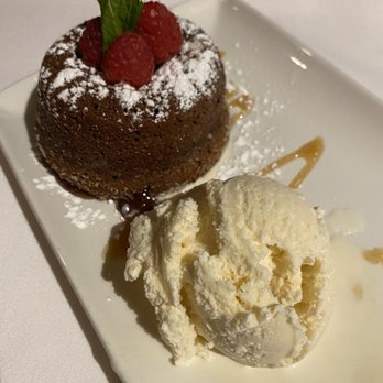 Morton's The Steakhouse - Morton's Legendary Hot Chocolate Cake - Steakhouses Near Me - Boston, Massachusetts