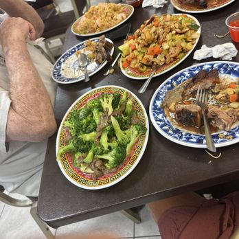 Golden Dragon Chinese Restaurant - All of it - Chinese Near Me - Calexico, California