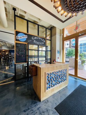 Blue Moon Taphouse by null