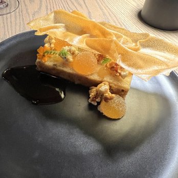 L'Orygine - Melon ice cream dessert - Bistros Near Me - Quebec City, Quebec L'Orygine - Melon ice cream dessert - Bistros Near Me - Quebec City, Quebec