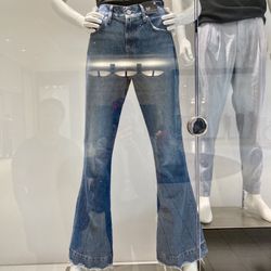 Express - I was wearing a pair just like these jeans today! What's old is new again!! 07/31/23