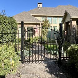 Stand Strong Fencing of North Dallas