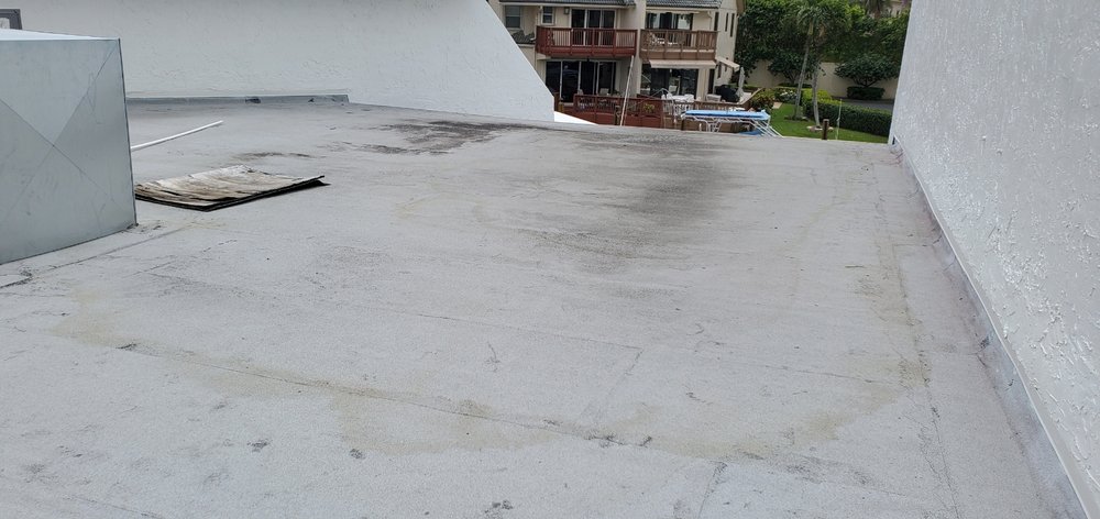 Slide of Hyer Quality Roofing and Construction