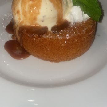Del Frisco's Double Eagle Steakhouse - Butter Cake - Steakhouses Near Me - Washington, DC, District of Columbia