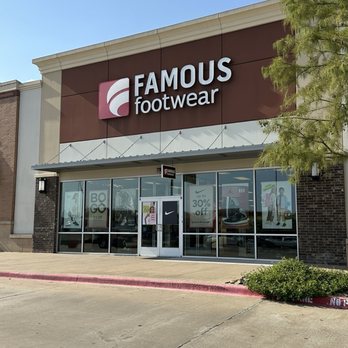 Famous Footwear - Entrance - Shoe Stores Near Me - Tyler, Texas