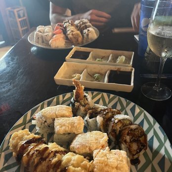 Sushi Ai - Sushi Bars Near Me - Clayton, Missouri