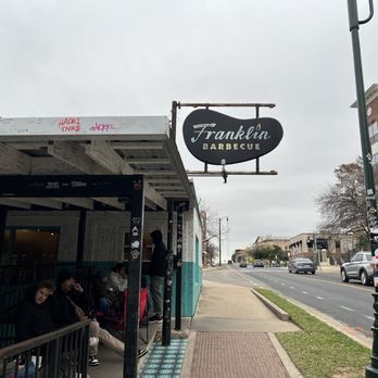 Franklin Barbecue - Made a new friend in line for 2 hours - Barbeque Near Me - Austin, Texas