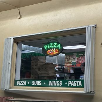 Tony The Pizza Chef II - Pizza Near Me - Hollywood, Florida Tony The Pizza Chef II - Pizza Near Me - Hollywood, Florida