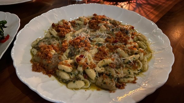 Alobar Yorkville by null Alobar Yorkville by null