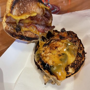 7 Hamlets Brewing - Chicken Sammy - Breweries Near Me - Westmoreland, New York