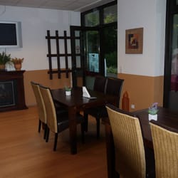 Lavinis Eiscafé-Bistro