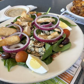 Tip Top Restaurant - Spinach salad - Diners Near Me - Charlottesville, Virginia