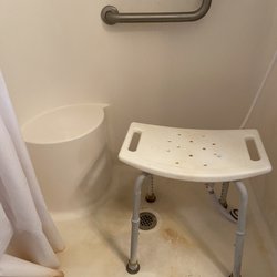 Essex - Dirty shower