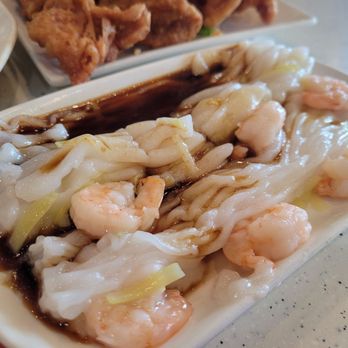Longten Cafe - Shrimp with leek rice noodle - Hong Kong Style Cafe Near Me - Monterey Park, California Longten Cafe - Shrimp with leek rice noodle - Hong Kong Style Cafe Near Me - Monterey Park, California