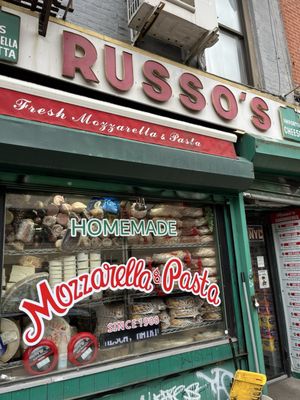Russo's by null