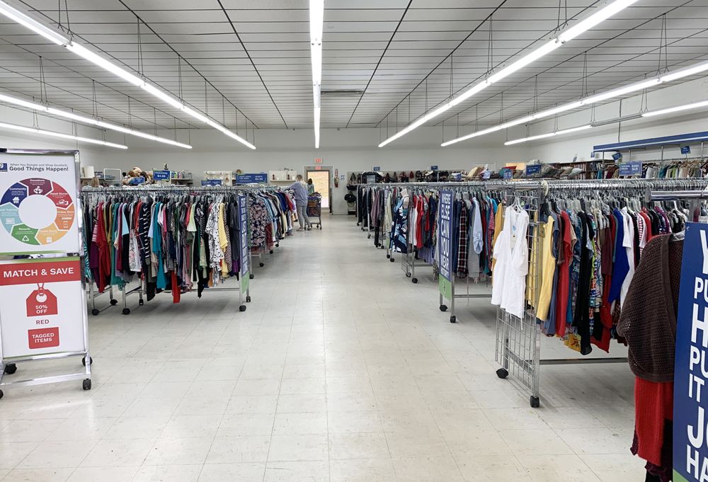 GOODWILL STORE DUNLAP Updated June 2024 16444 Rankin Ave, Dunlap, Tennessee Thrift