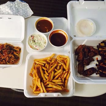 Memphis BBQ - Party pack number 4 too much food! So damn good! - Barbeque Near Me - Woodbridge, Ontario Memphis BBQ - Party pack number 4 too much food! So damn good! - Barbeque Near Me - Woodbridge, Ontario