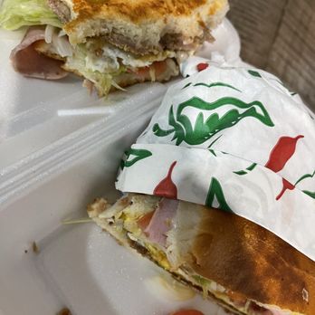 Master Taco - Cubana Tortas - Food Trucks Near Me - Beaverton, Oregon