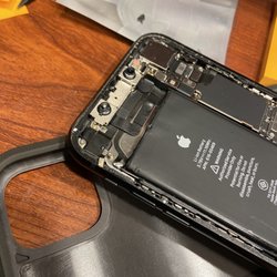 iSquad Repair - iphone battery replacement