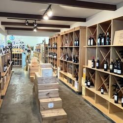 Hot Spot Liquor Store
