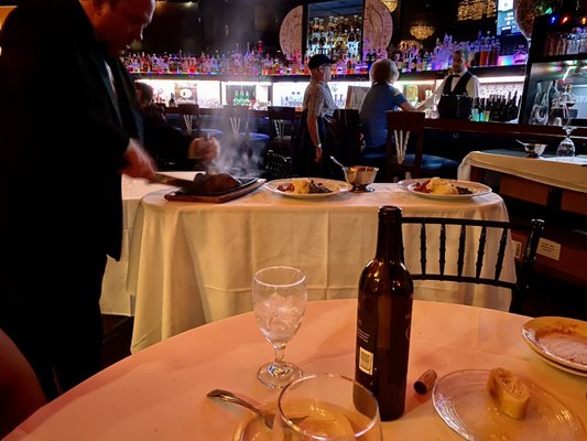 Steven Lelli's Inn On the Green by null