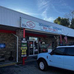 Oceanway Hardware Store - Front of store